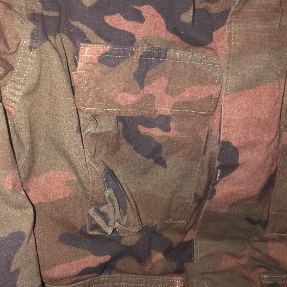 Unique maroon and green Army Jacket w/collar - Picture 6 of 10